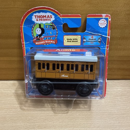 Thomas the tank - tank, wooden