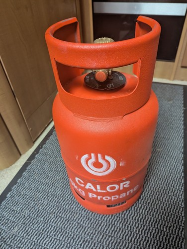 Calor 6kg propane gas bottle - ,