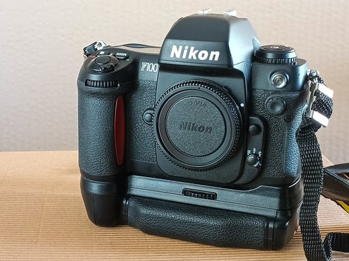 Nikon f100 35mm - nikon,