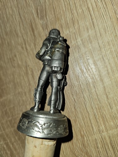 Pewter diver wine - "diver,