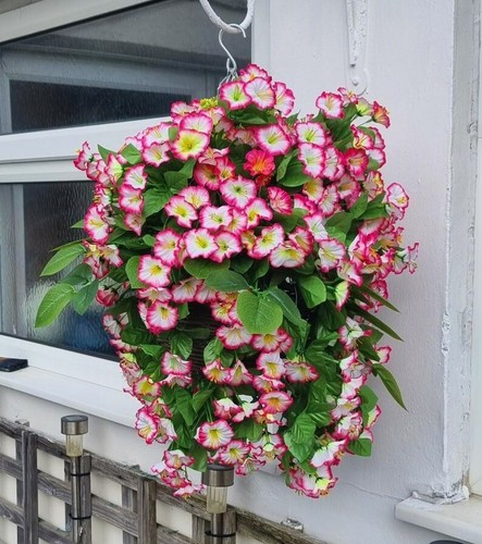 Artificial flowers hanging - artificial,