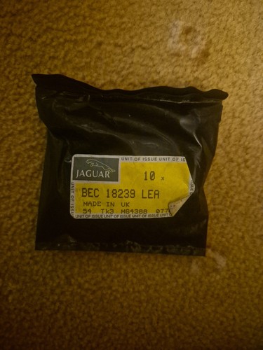Jaguar eyelet xj6 - eyelet, xj12