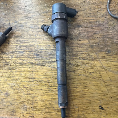 Opel corsa diesel injector - opel,