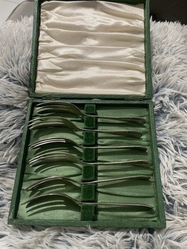 Wear wite nickel silver cake - wear-wite,