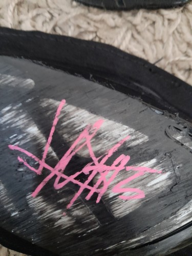 Jaume masia signed knee slider - jaume,