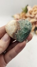 Smithsonite heart Palm