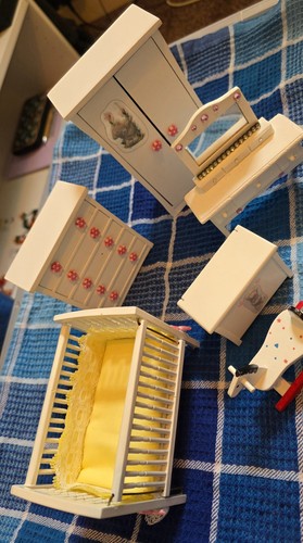 12th scale dolls house - scale,