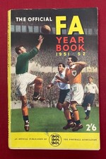 THE FA YEARBOOK 1951-52 - NEAR