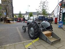 Photo 6x4 Ferguson tractor