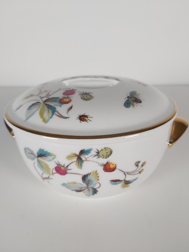 Royal worcester strawberry - worcester, "strawberry