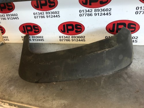 Left front wheel arch fender - front,