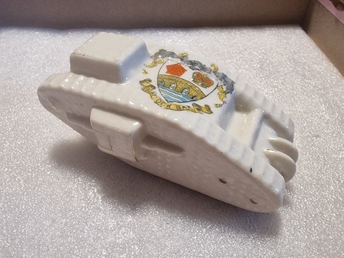 Ww1 crested ware tank - crested,