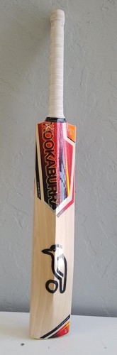 Kookaburra blaze 700 cricket - 700,