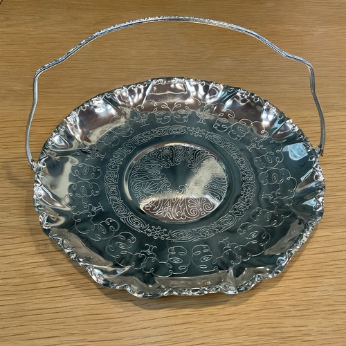 Vintage queen anne - vintage,