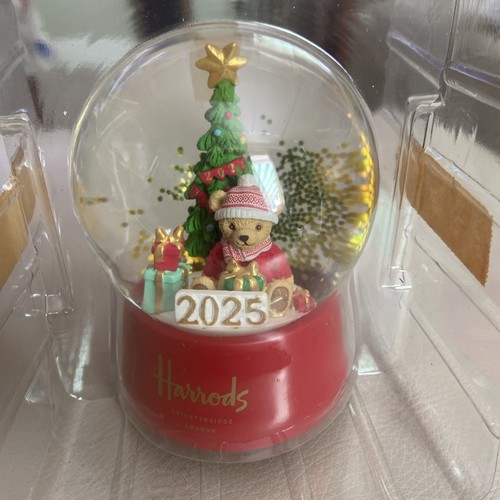 Harrods 2025 christmas - 2025, resin