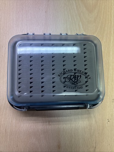 Fly fishing box - fly, small