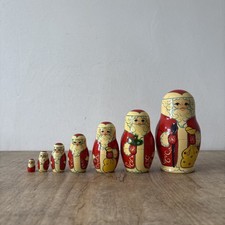 Vintage Style Father Christmas Russian Nesting Matryoshka Dolls 7 Piece Set