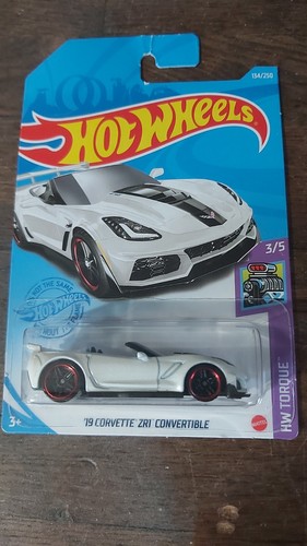 2021 hot wheels corvette - hot,