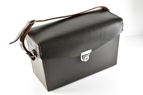 Large leitz brown holdall - leitz,