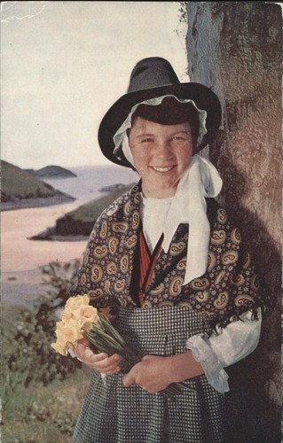 Vintage welsh girl - vintage, national