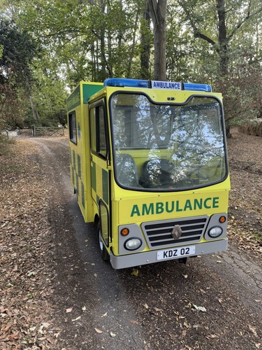 Kids electric ambulance and