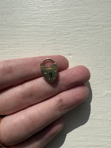 Vintage 9ct gold love heart - vintage,