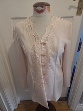 Ladies Debut Size Large Pale