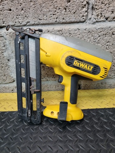 Dewalt dc618 18v - dewalt,