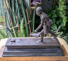Antique Frog Hunter / Catcher, Southeast Asian Man Bronze Figurine / Statue 