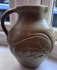 Beautiful Susie Cooper 1930s Art Deco Pottery Sgraffito Large Jug Rams Design. T