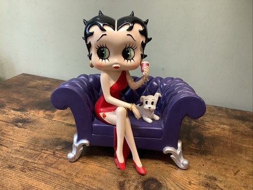 Betty boop settee 22cm - on,