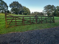 Pair/Double Solid Wooden Farm/Ranch Style Field/Entrance/Driveway Gates***
