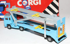 Corgi - Volvo Car Transporter