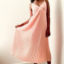 🌸Zara Satin Pleat Chain