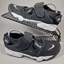 Nike Rifts Size 5.5 Black