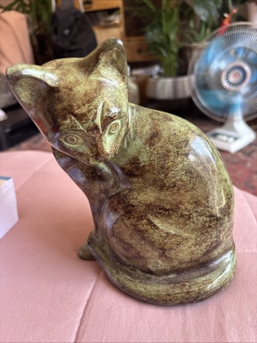 Vintage stylised cast - cast, bronze