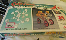 I Q Builders Capsela 400 Building Set