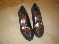 Ladies shoes ‘ Emilio Luca ‘ – size 7 – silver 