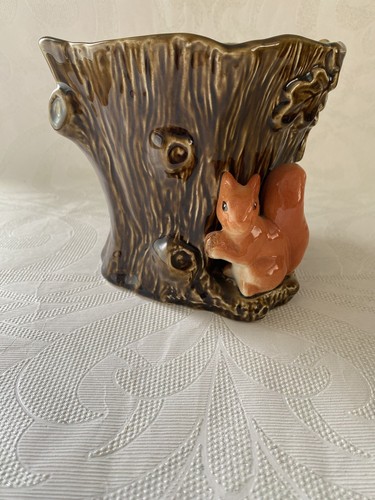 Vintage sylvac squirrel vase - vintage,