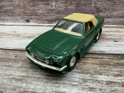 Polistil 1980 s - 1/25, aston