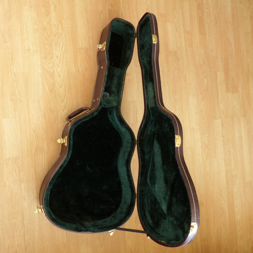 Vintage hardshell dreadnought - vintage,