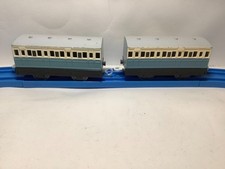 2 SKARLOEY COACHES:Tomy Tomica