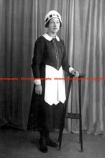 F014616 A Woman In Waitress Uniform