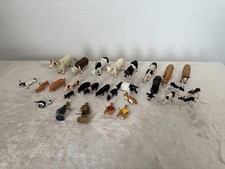 Large joblot of vintage Britains farm figures animals & hay bales milk churns 