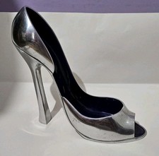 Shoe Shaped Silver Colour Metal Wine Bottle Holder