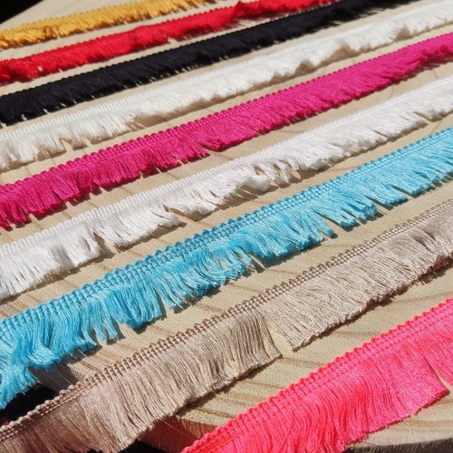 Short fringe trim - short,