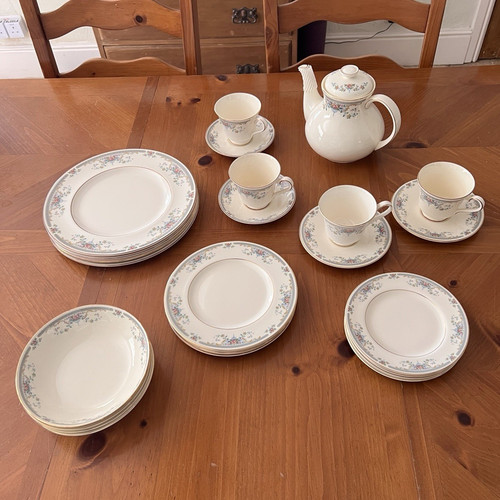 Royal doulton romance - doulton,