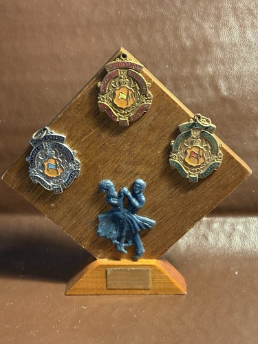Vintage alliance of - 3,