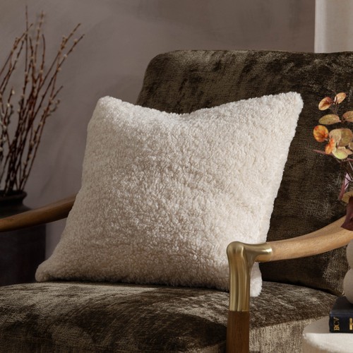 Yard olann heavyweight faux - yard,