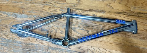 Old school bmx ramp room - ramp,